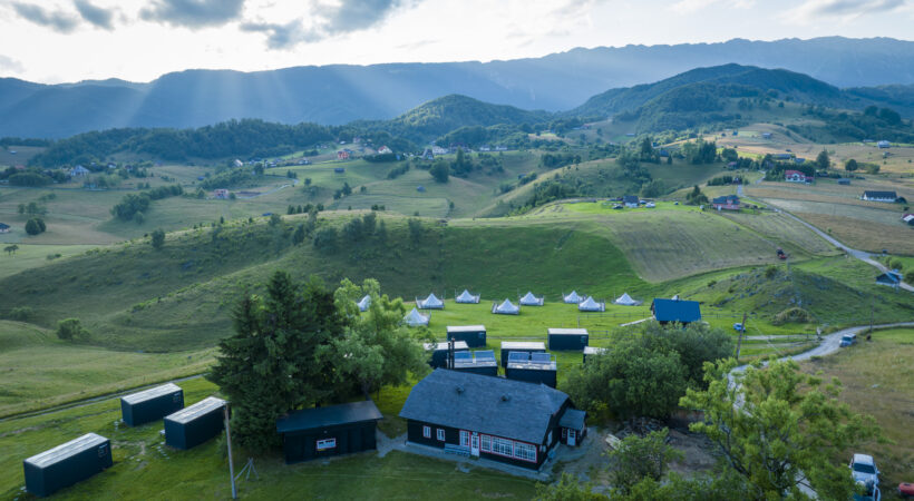 PERSEIDE Celestial Experience | SHOW LIVE în stil Mediteranean, Middle East și Asiatic cu CHEF Andrei Zaiț|CONCERT LIVE  Tango și Blues